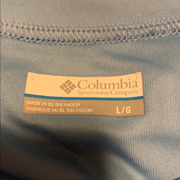 Large worn Columbia short sleeved shirt - Picture 2 of 2
